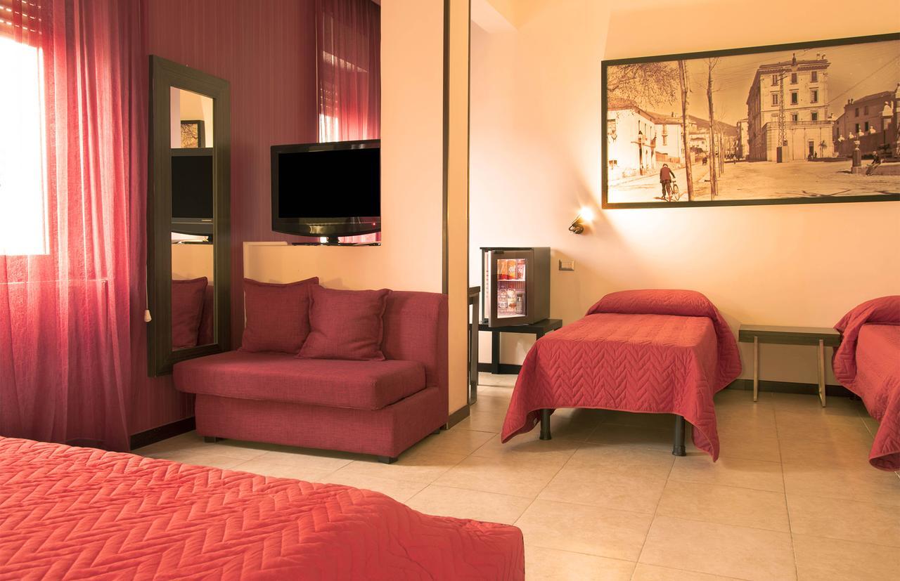 Hotel Grazia เอโบลิ ภายนอก รูปภาพ